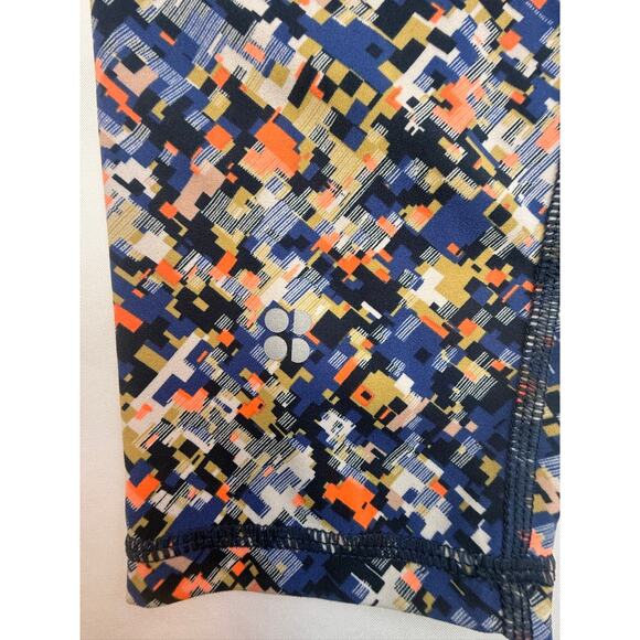 Sweaty Betty Power 7/8 Length Leggings Pixel Camo Print Size M - Picture 11 of 12